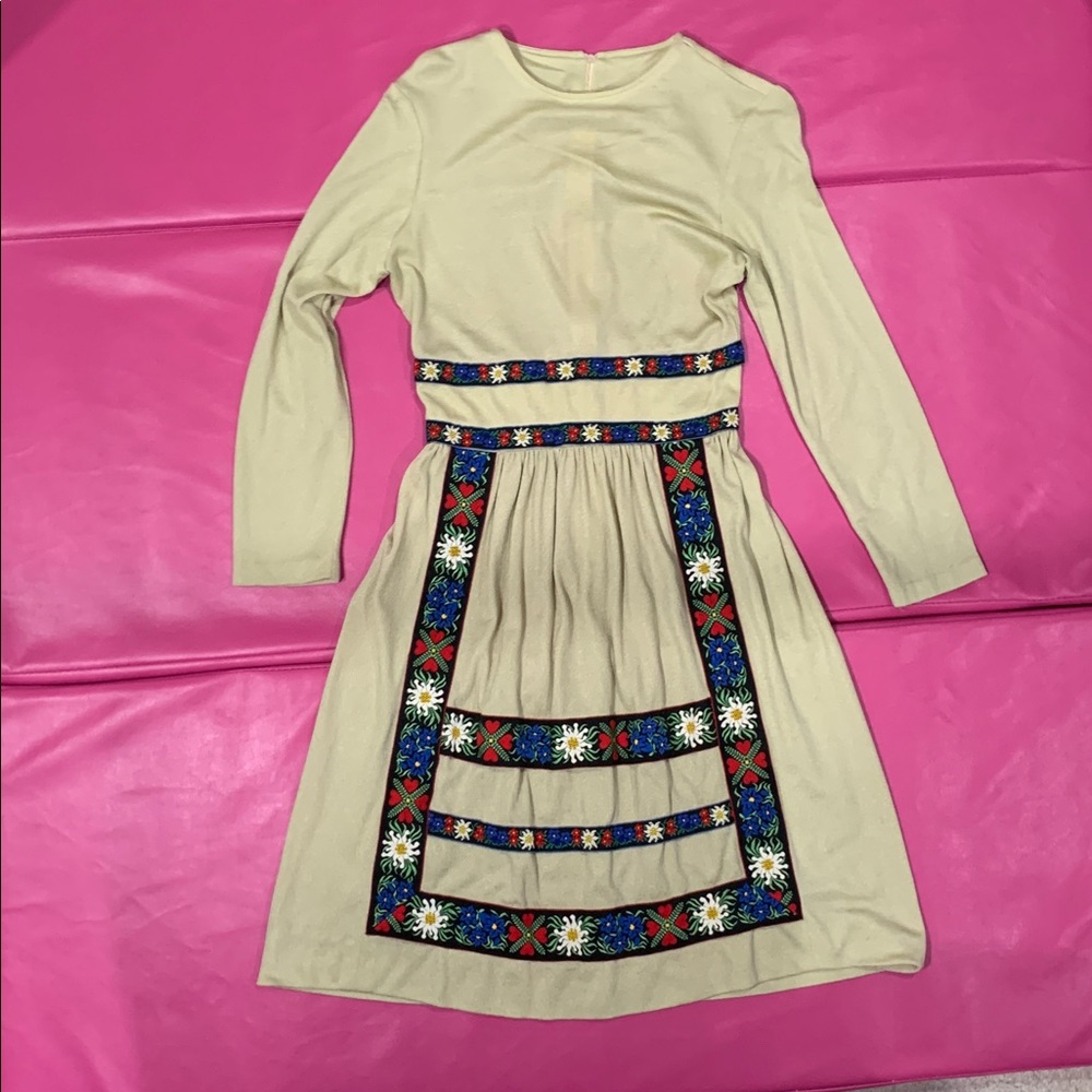 Oktoberfest Women’s German Dress (S) 🇩🇪🇩🇪🇩🇪🇩🇪🇩🇪🍺🍺🍺🍺🍺🍺